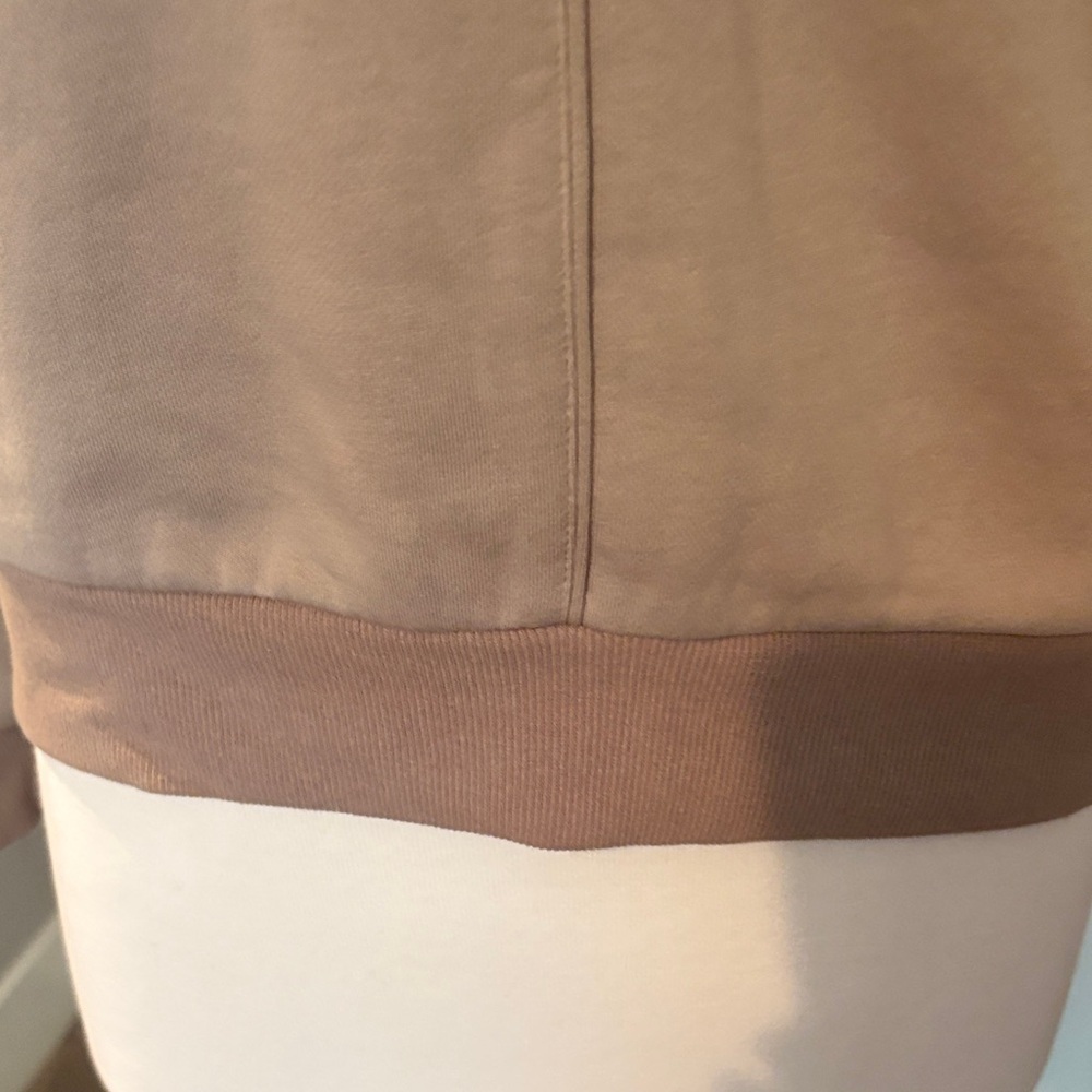 Doe & Rae Classic Tan terry Sweatshirt. NWOT sz S. - Picture 4 of 6